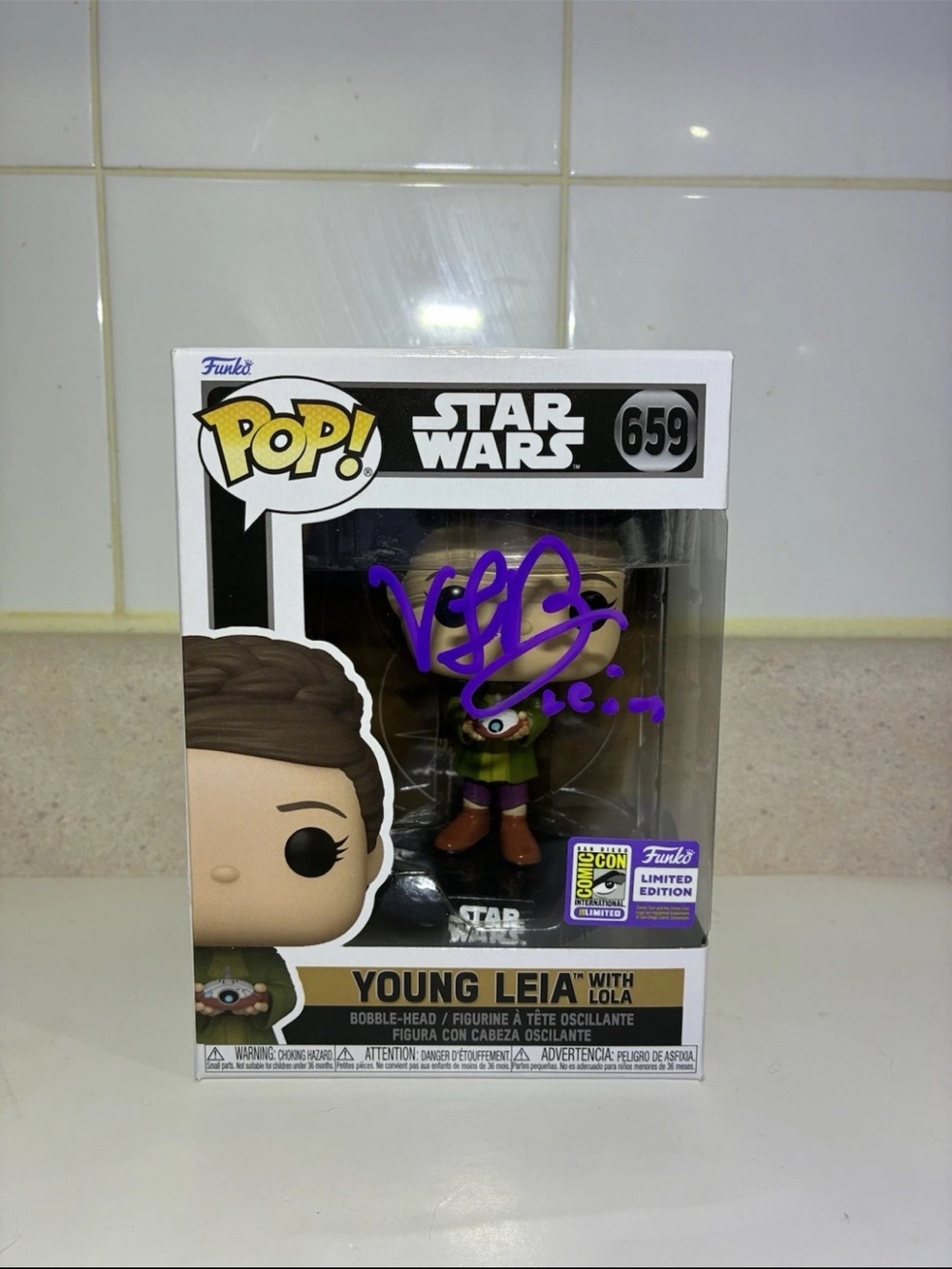 Funko Pop! Star Wars - Signed By  Vivian Lyra Blair Young Leia SDCC
